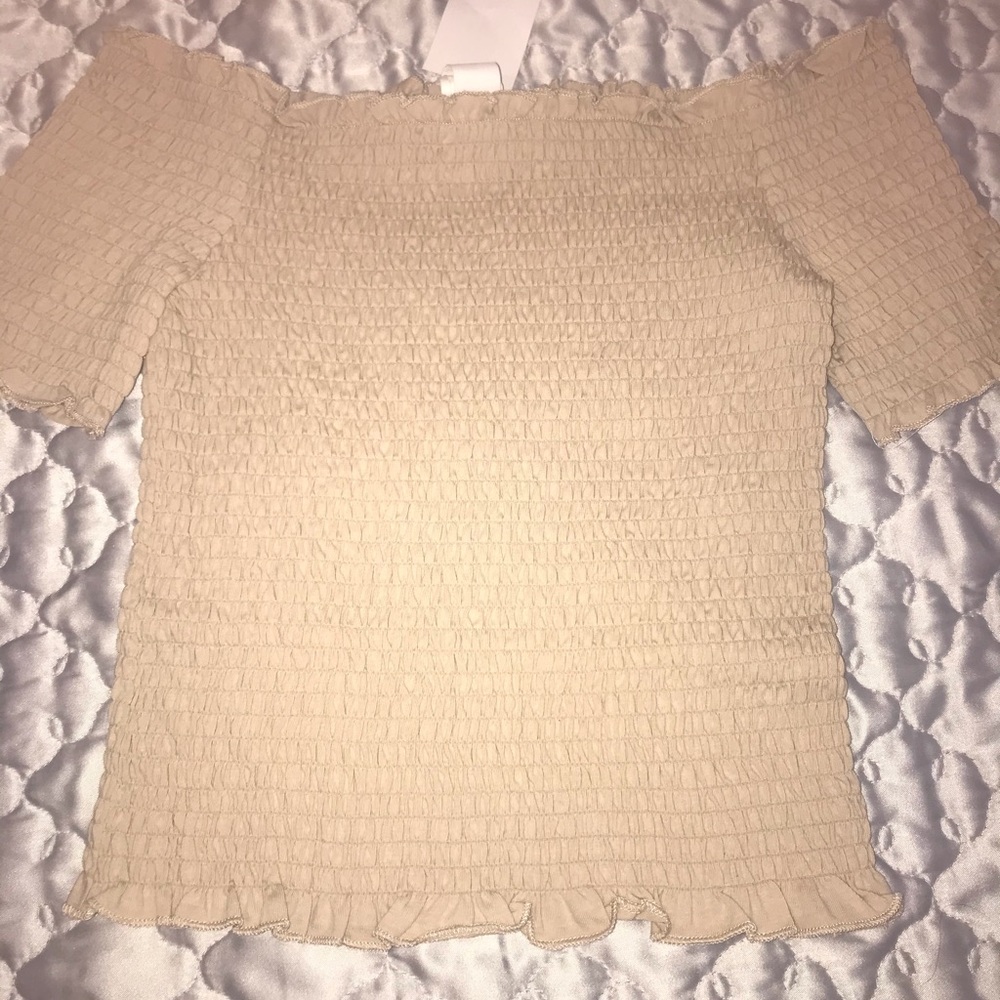 H&M cream color top
